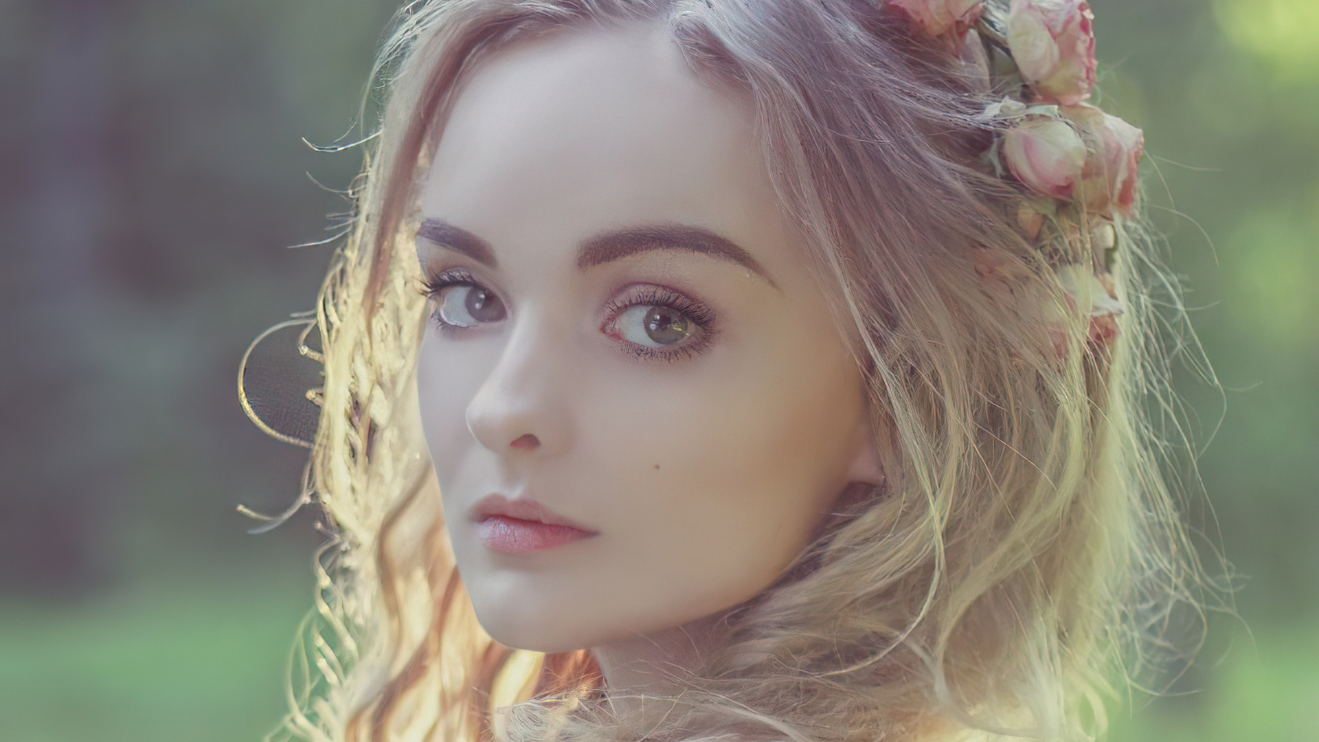 forest-beauty-queen-2k-1920x1080.jpg