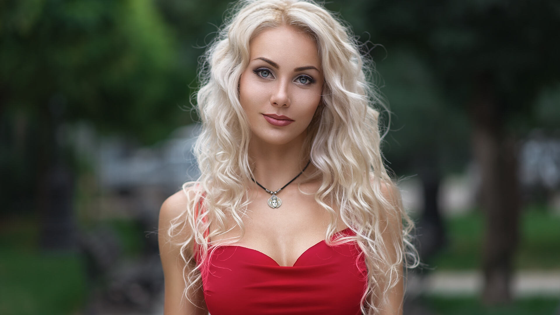 red-dress-blue-eyes-model-nf-1920x1080.jpg