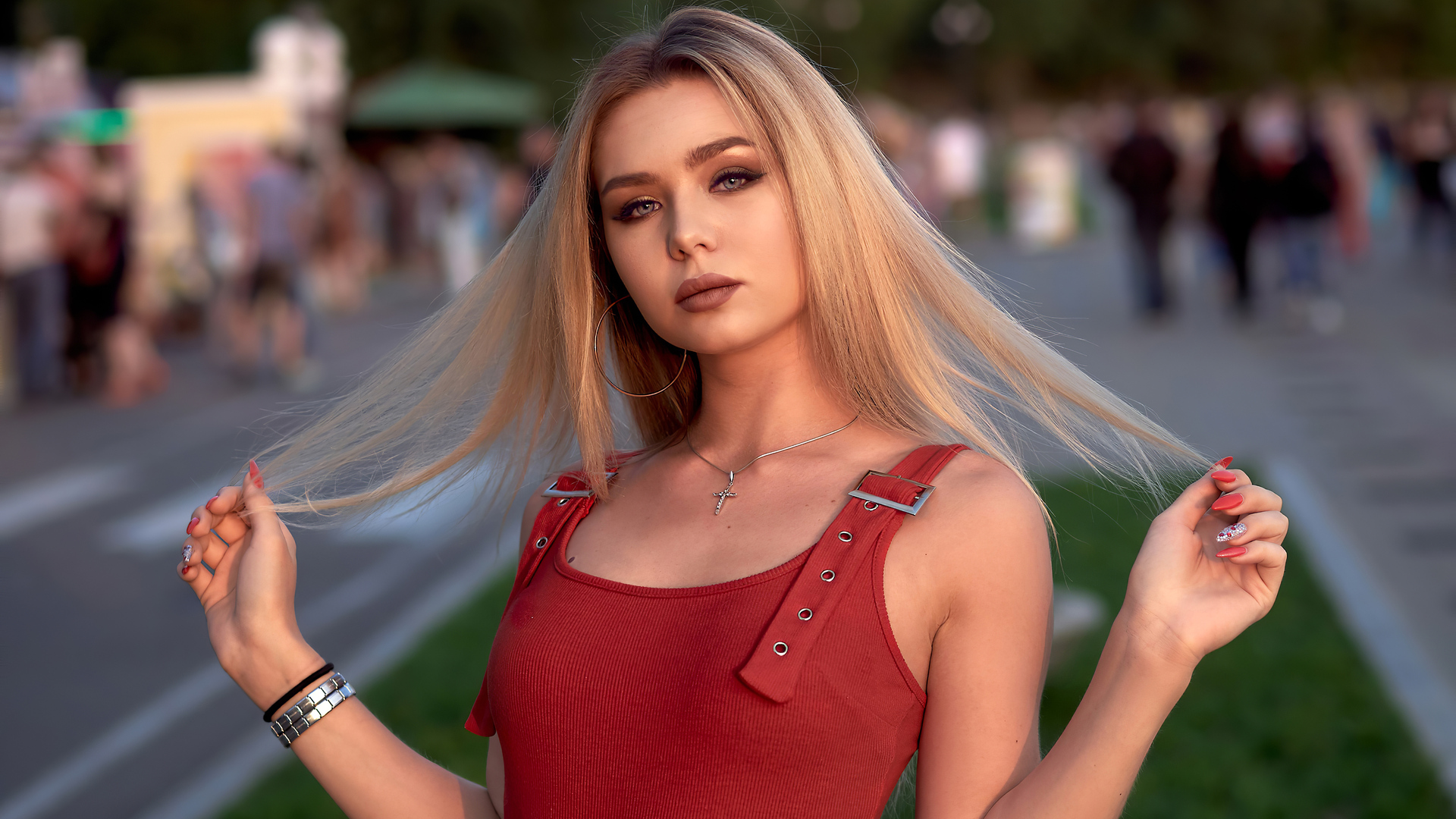 women-blonde-4k-2j-1920x1080.jpg