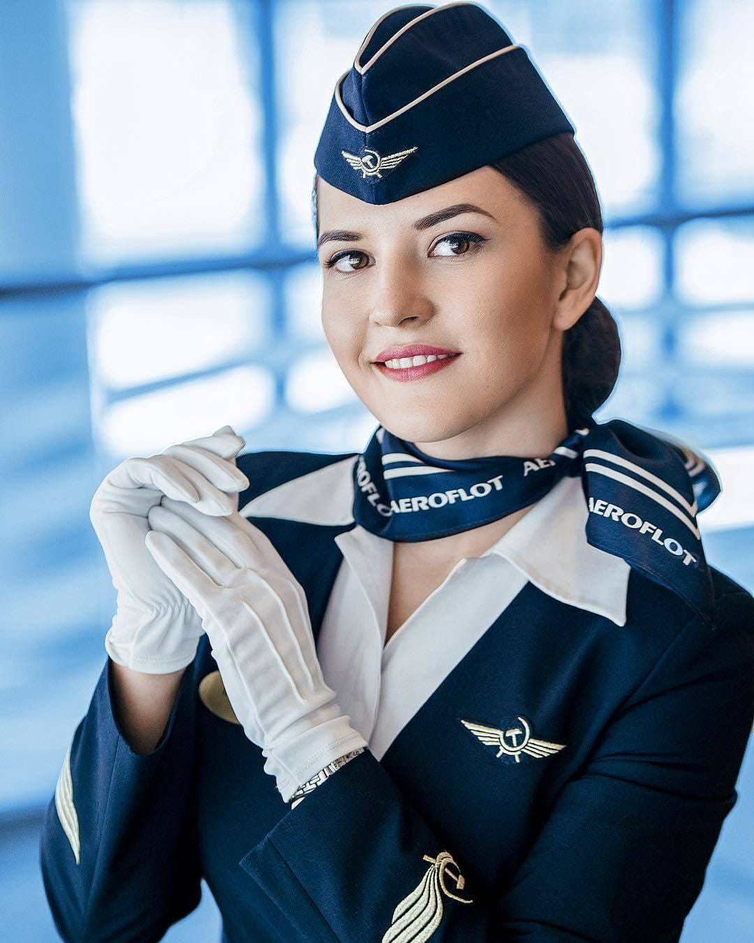 Stewardesses-5.jpg