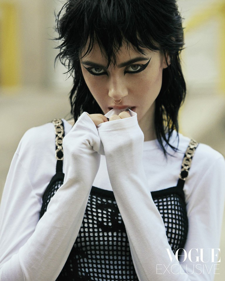 Lily-Collins-7.jpg