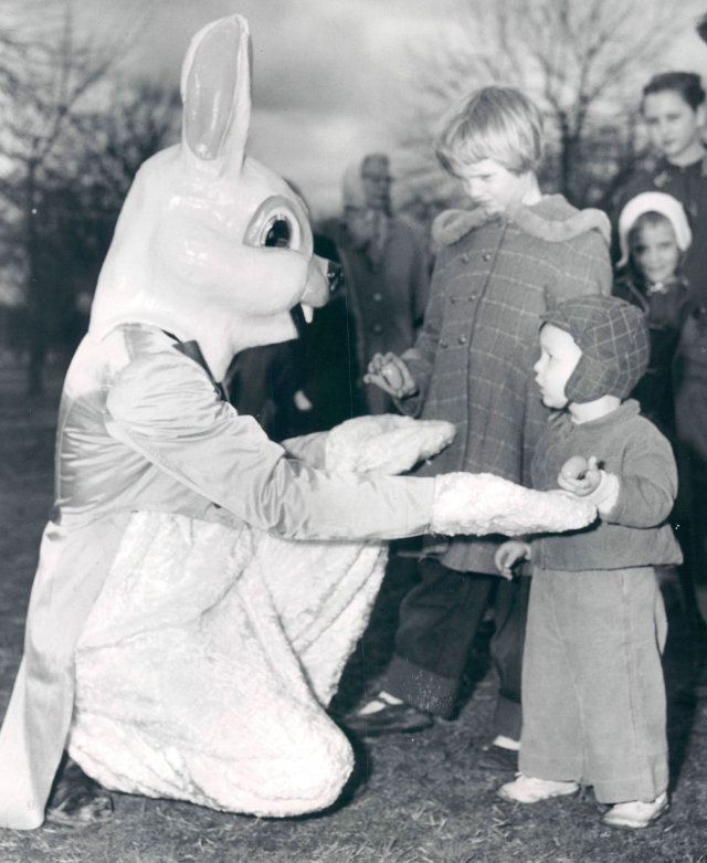 creepy-easter-bunnies-11.jpg