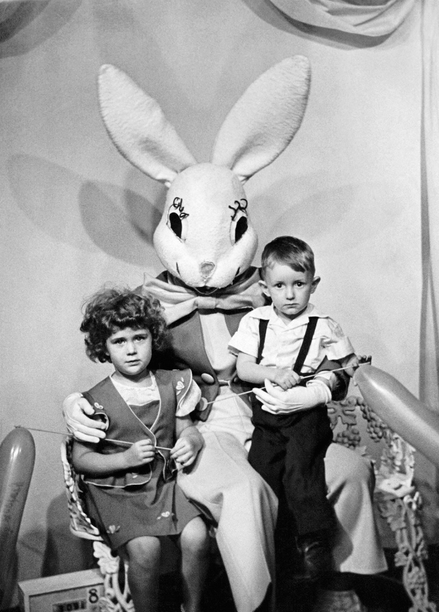 creepy-easter-bunnies-15.jpg