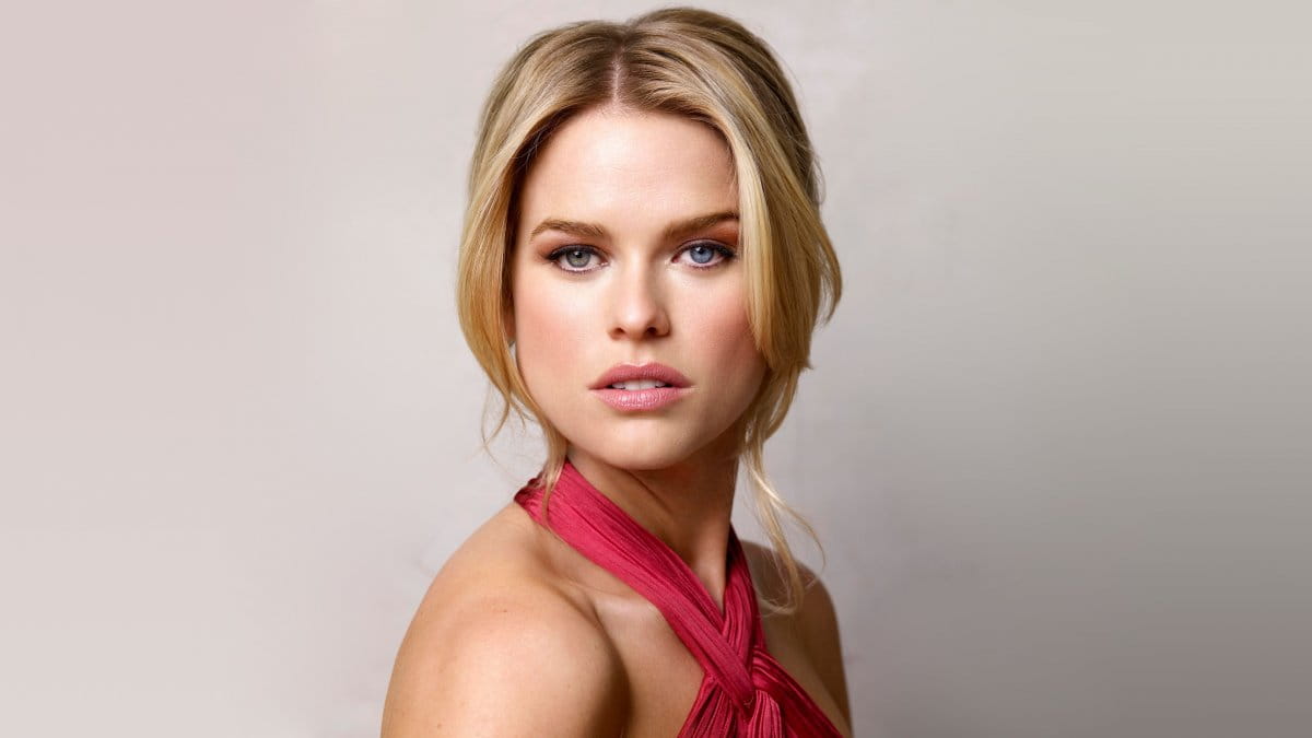 Alice_Eve-13.jpg