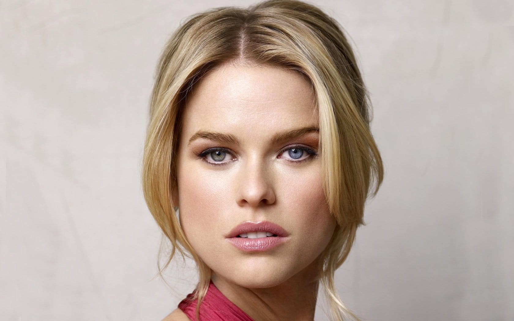 Alice_Eve-28.jpg