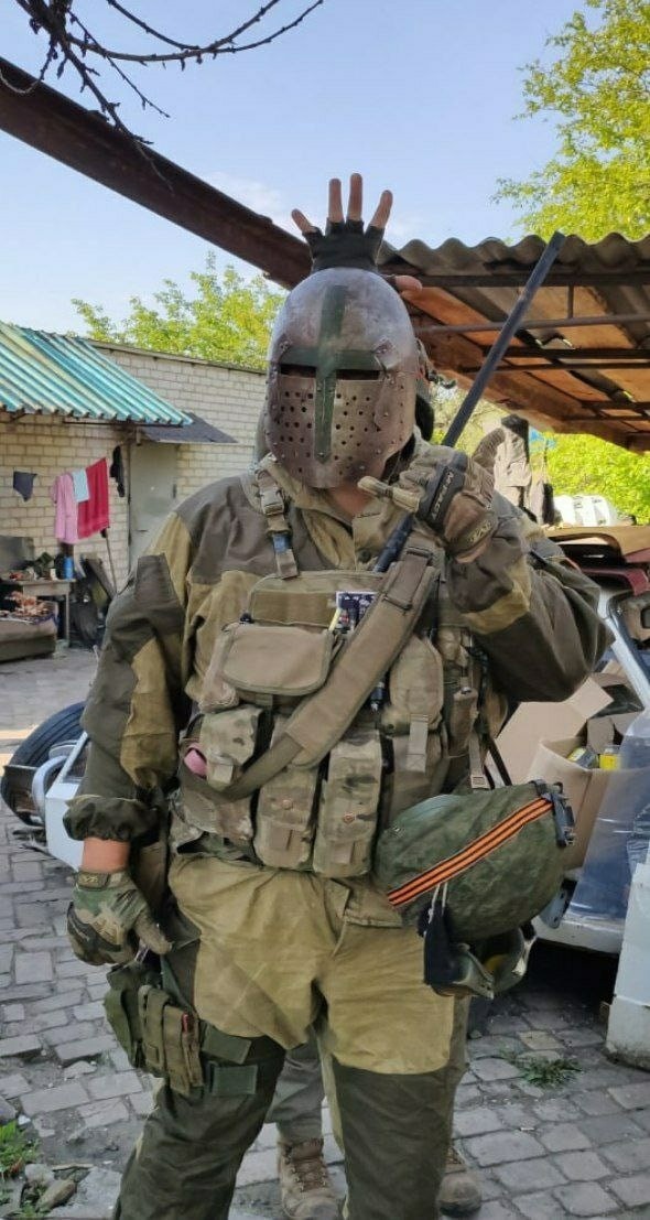 ZOV-281.jpg