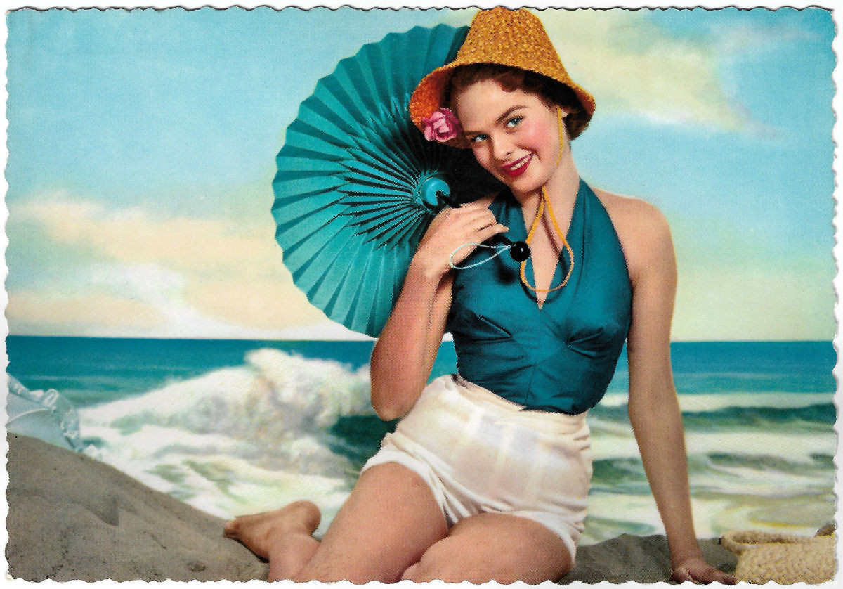italian-pin-up-postcard-1.jpg