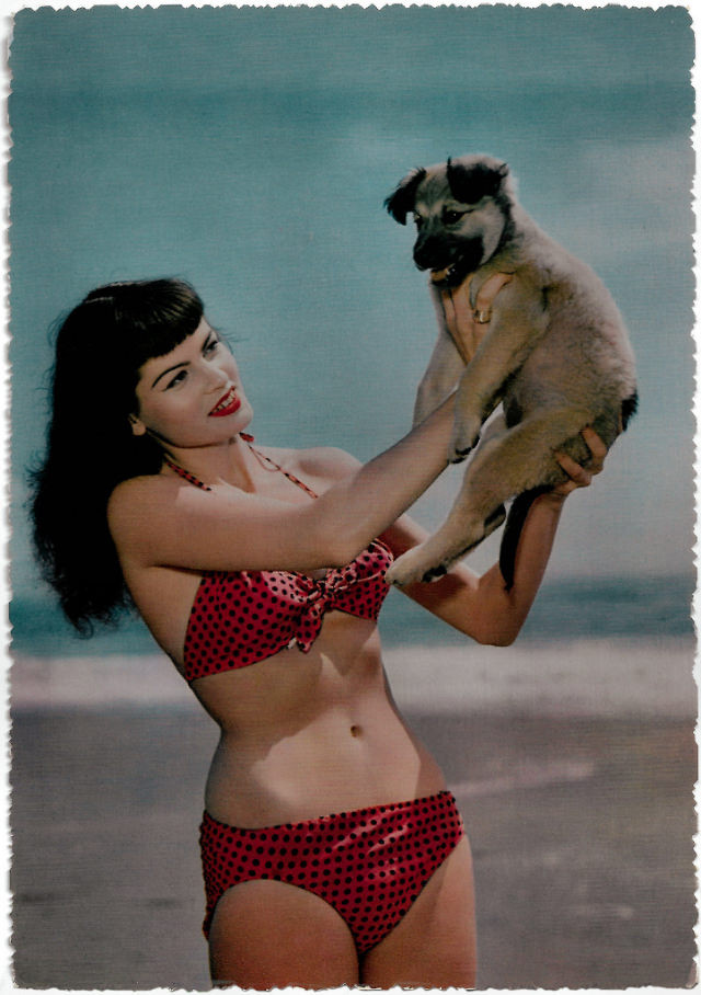 italian-pin-up-postcard-37.jpg