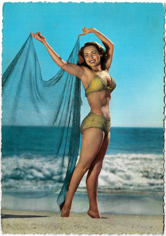 italian-pin-up-postcard-48.jpg