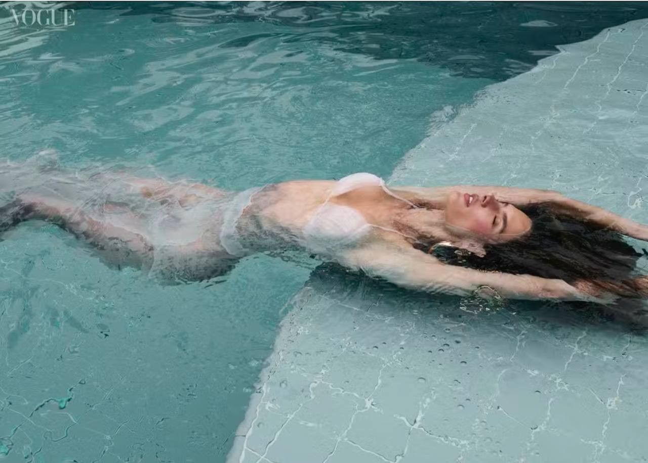 Alessandra_Ambrosio_7.jpg