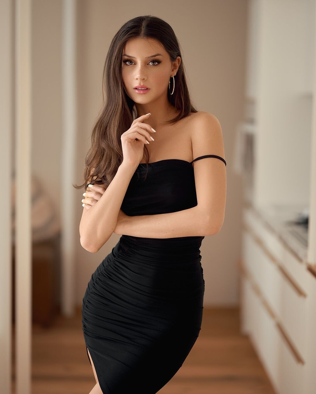 Model 𝐄 𝐙 𝐆 𝐈 @ezgidanish 4