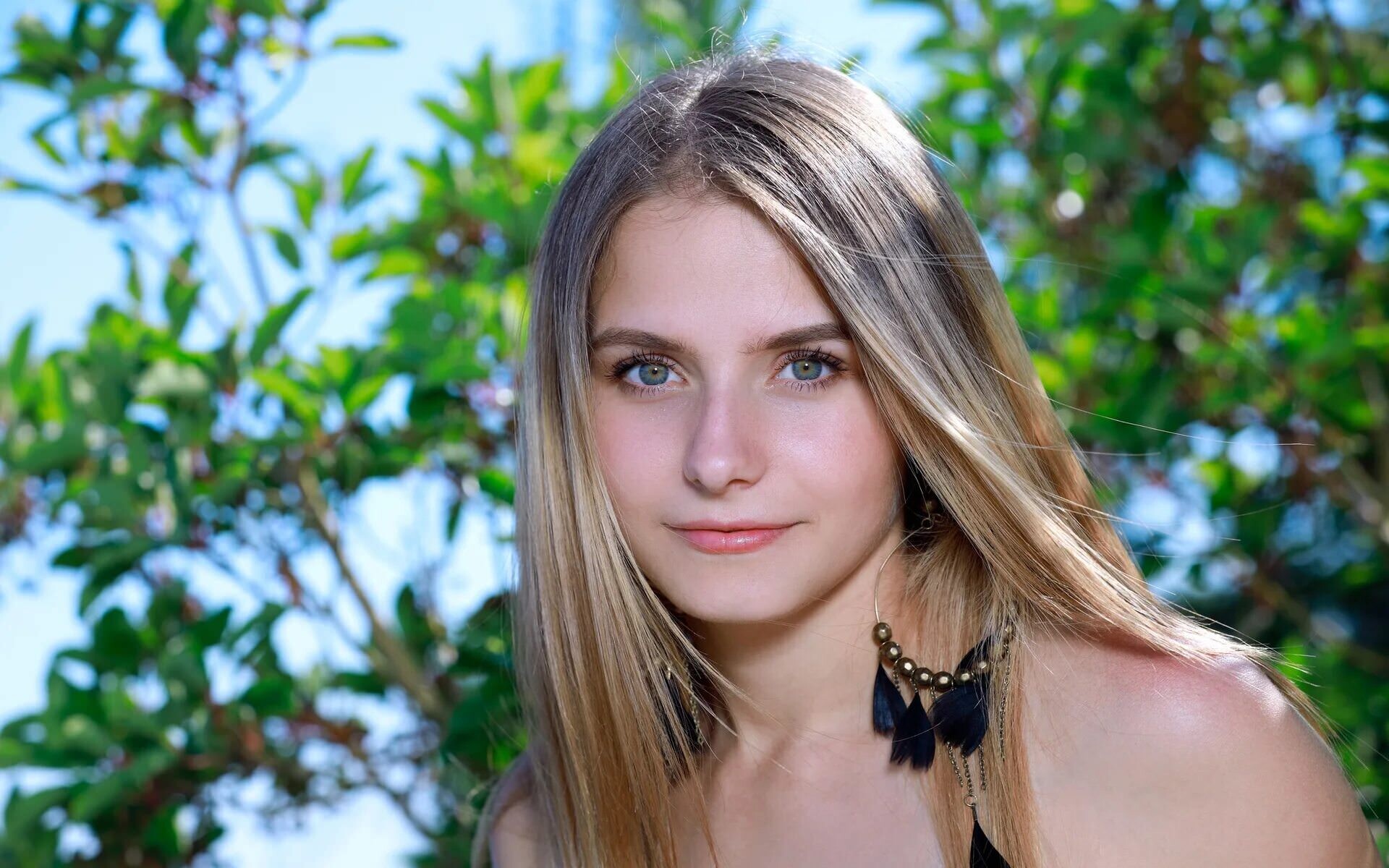 Model Dakota Pink 7