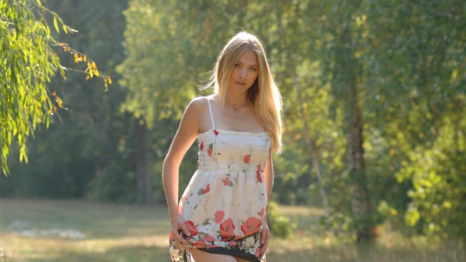summer girls 49