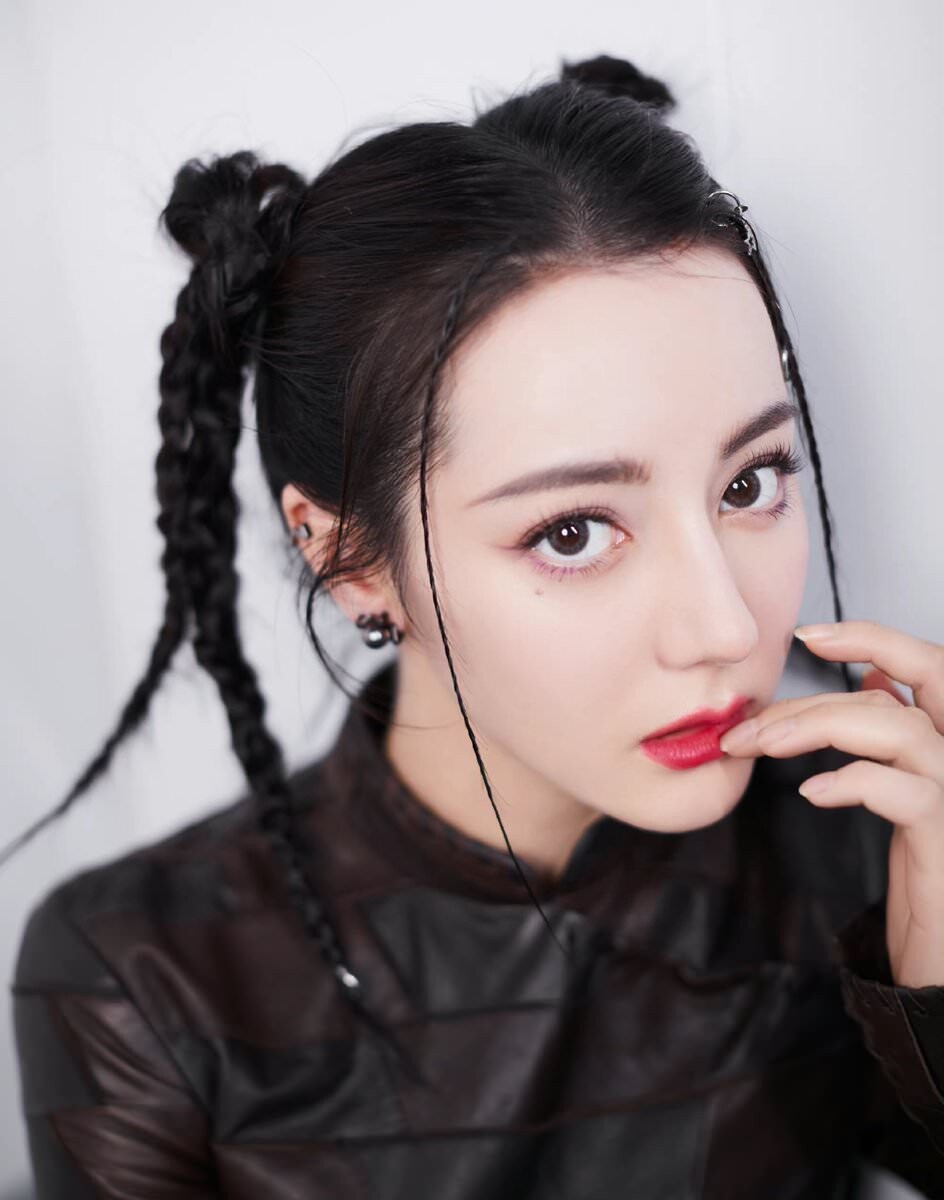 Dilraba Dilmurat 1