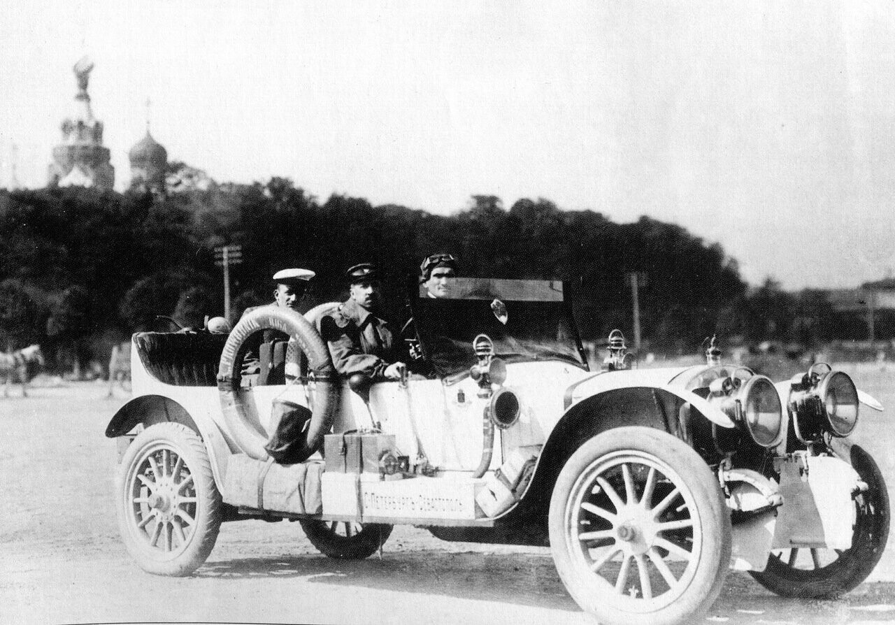 Russo-Balt motor rally: history and spirit