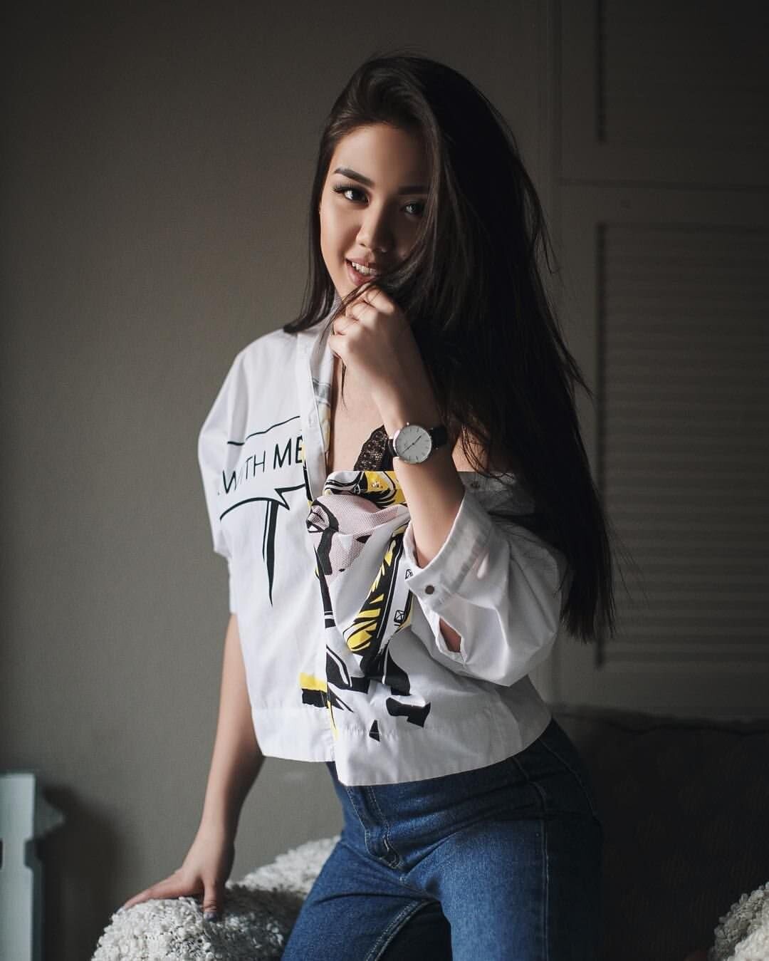 Beautiful Kazakh girls 22
