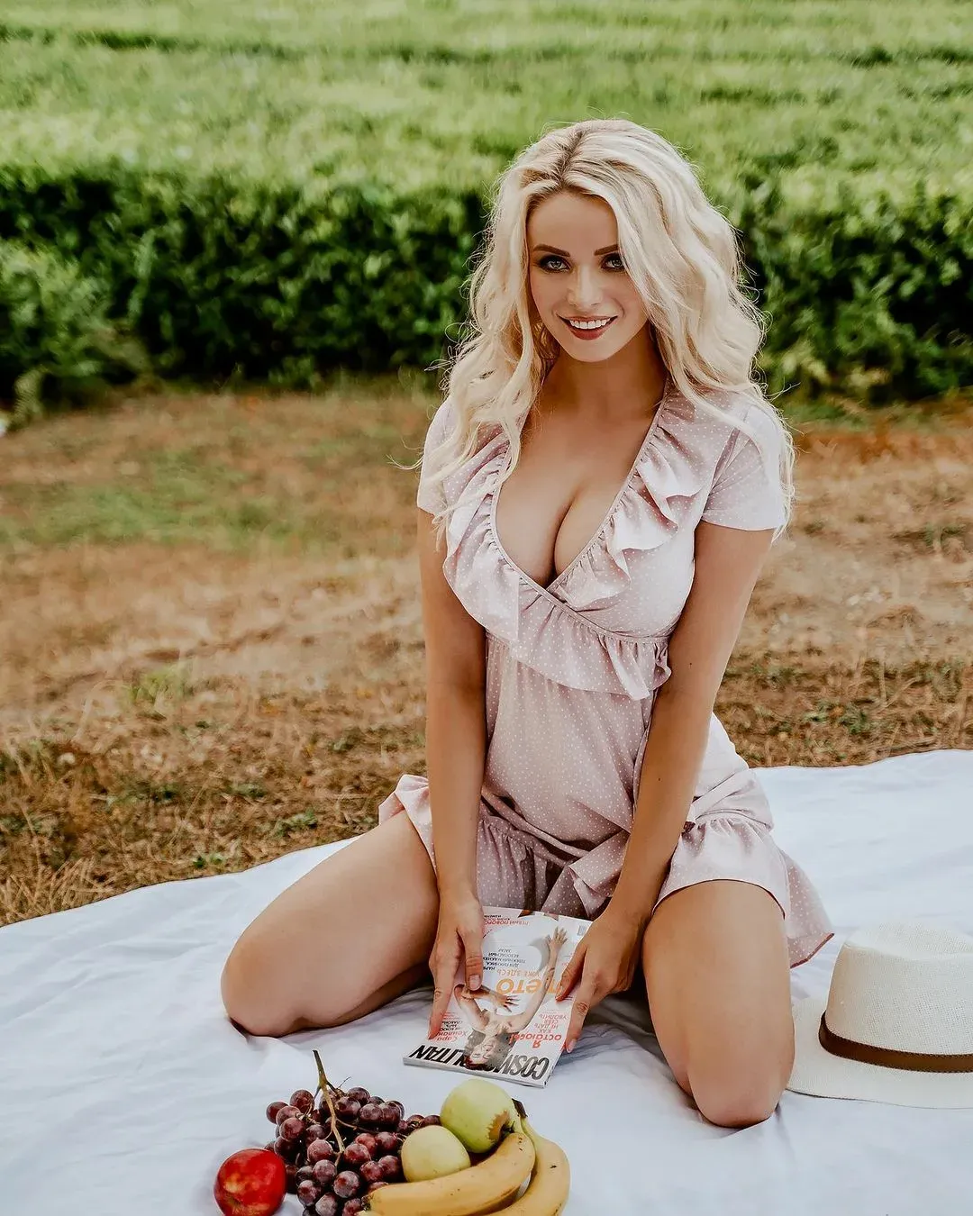 Model Ekaterina Enokaeva 22