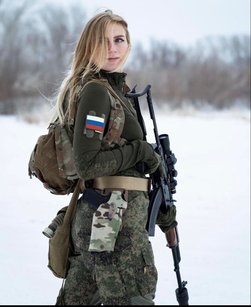 girls and guns 18