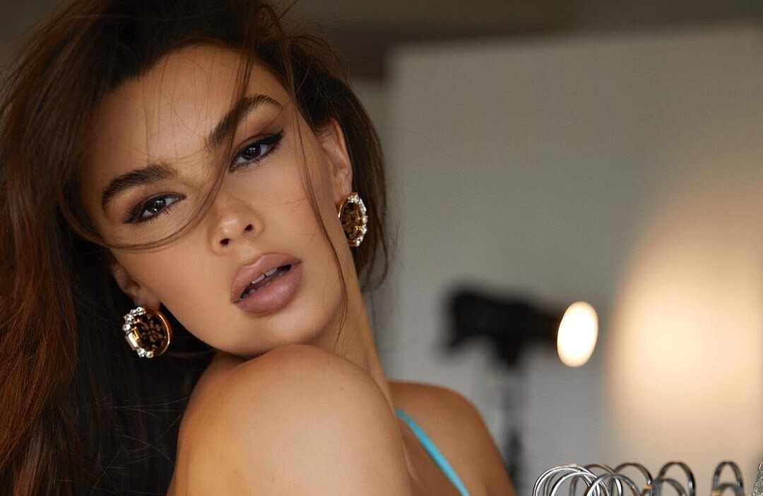 Model Jessica Nazarenus 5