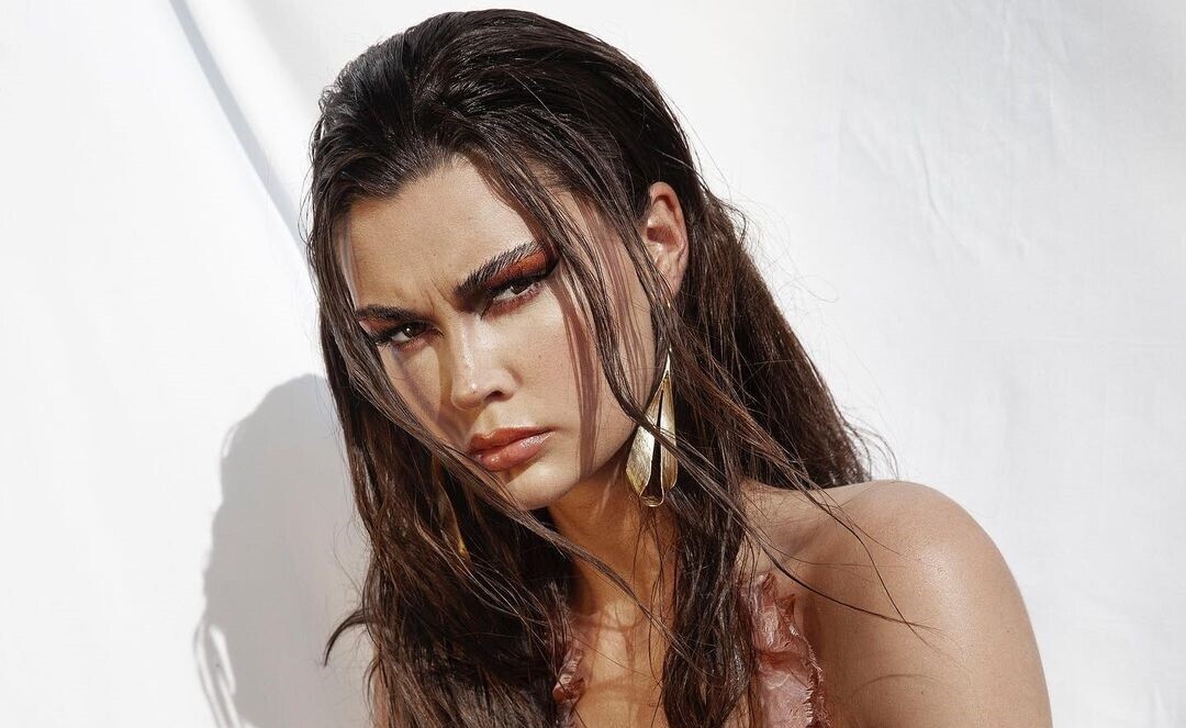 Model Jessica Nazarenus 9