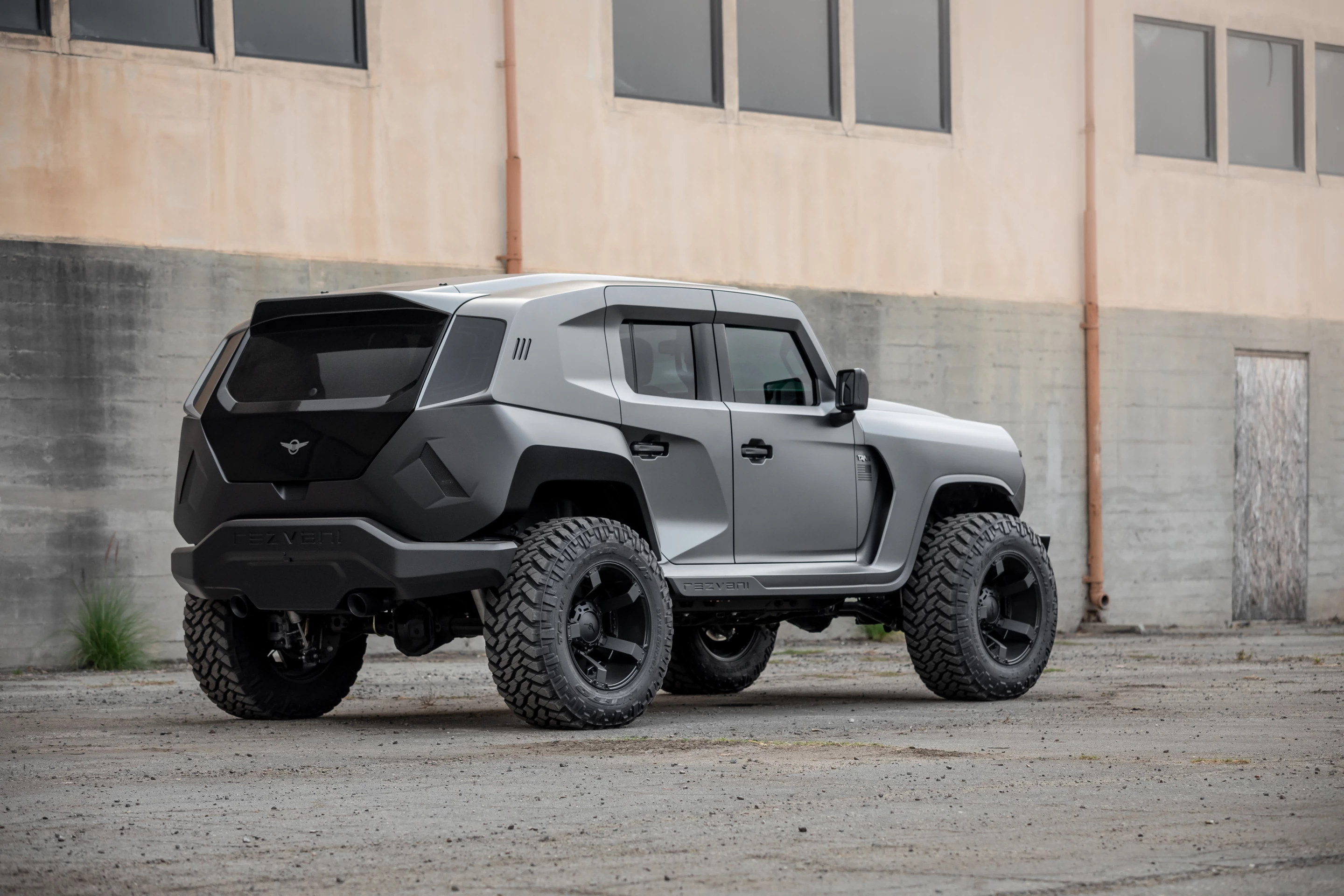 Rezvani Tank 2