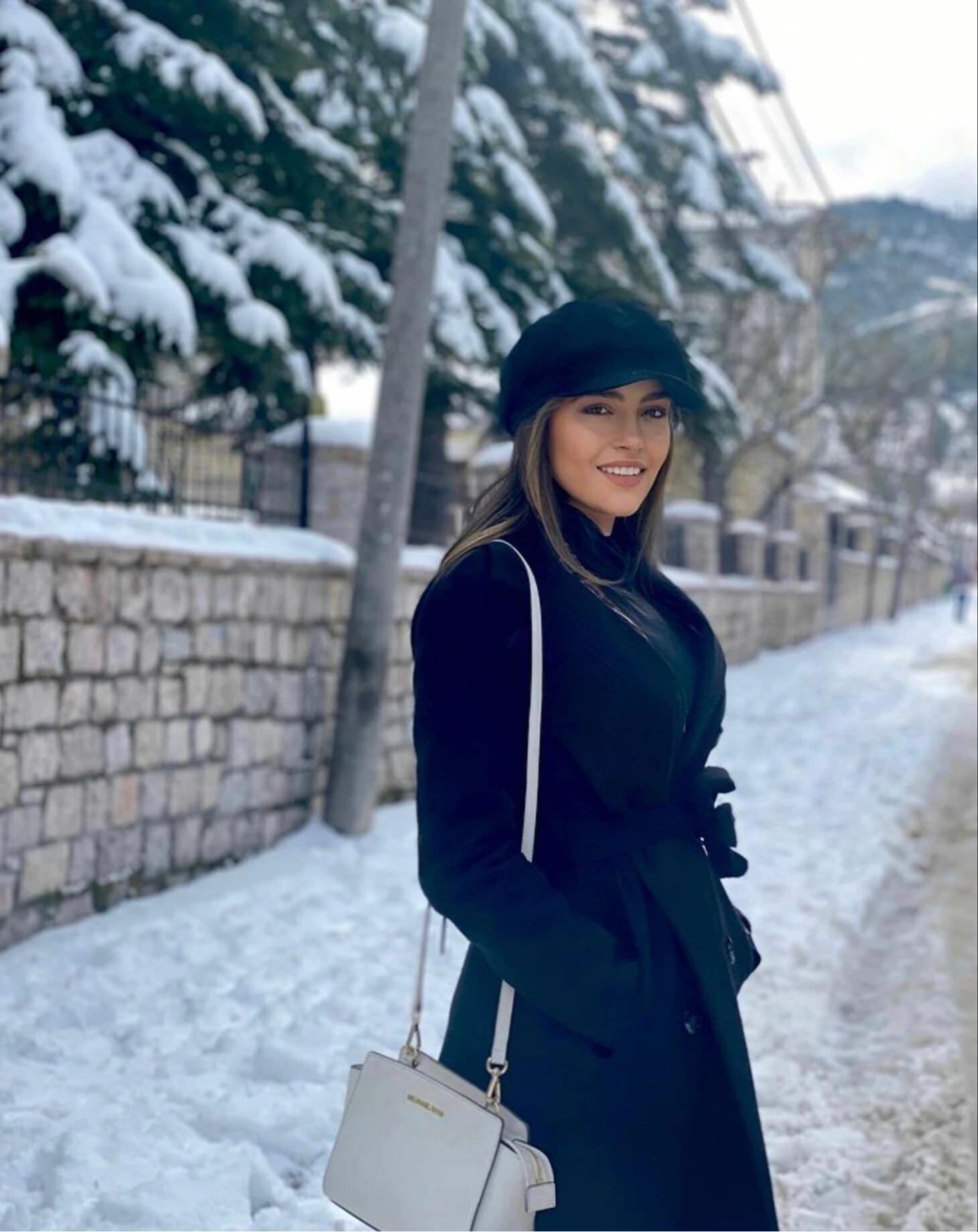Eva Murati 40
