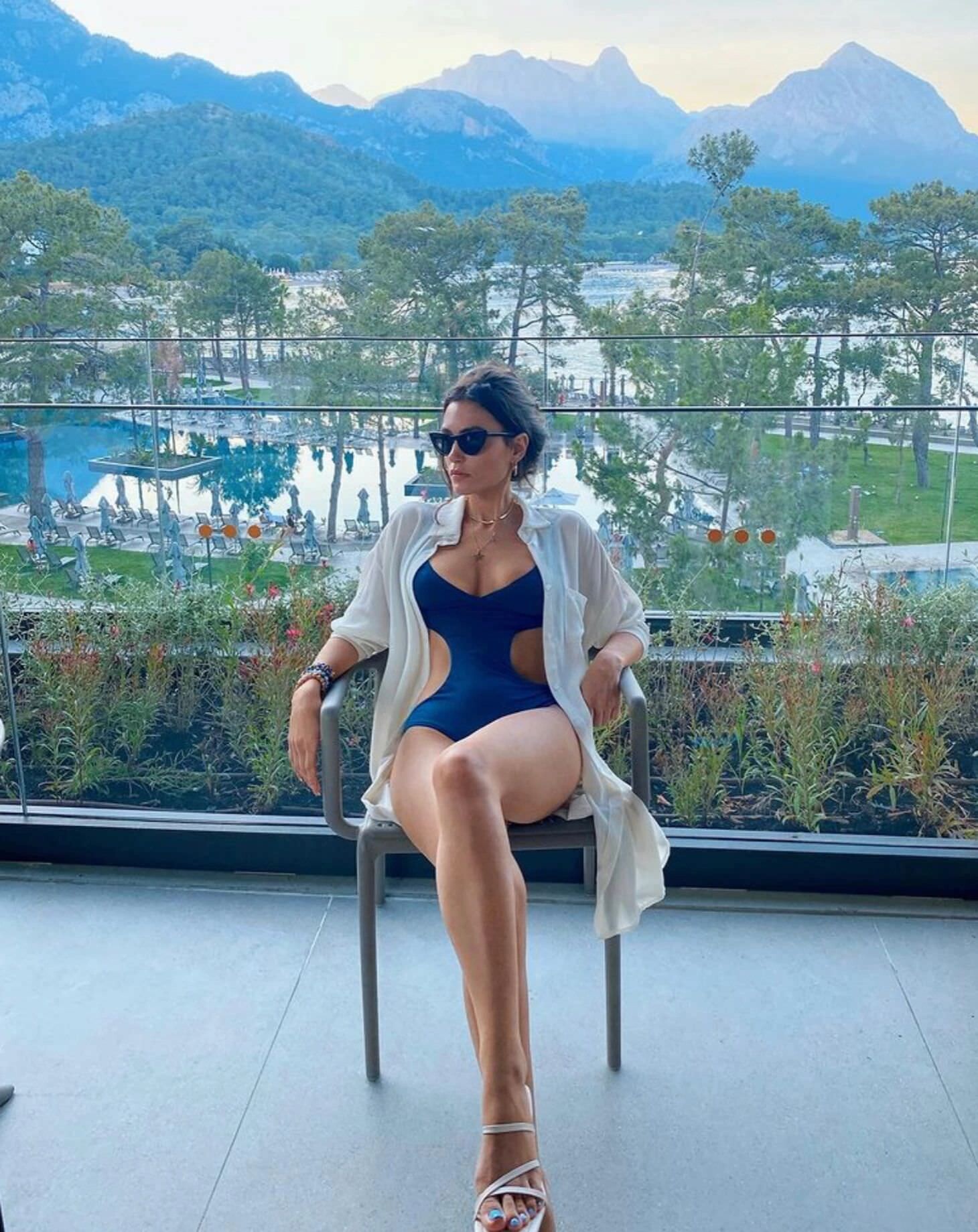 Eva Murati 46