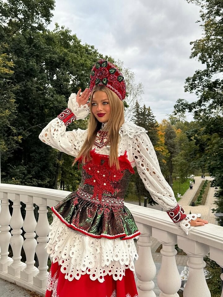 Elizabeth Maslova Miss Russia 2 2