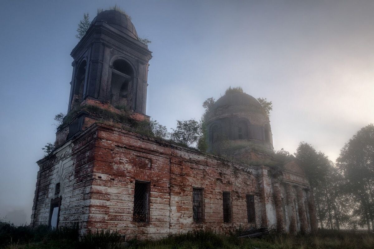 Abandoned churches in Russia 5