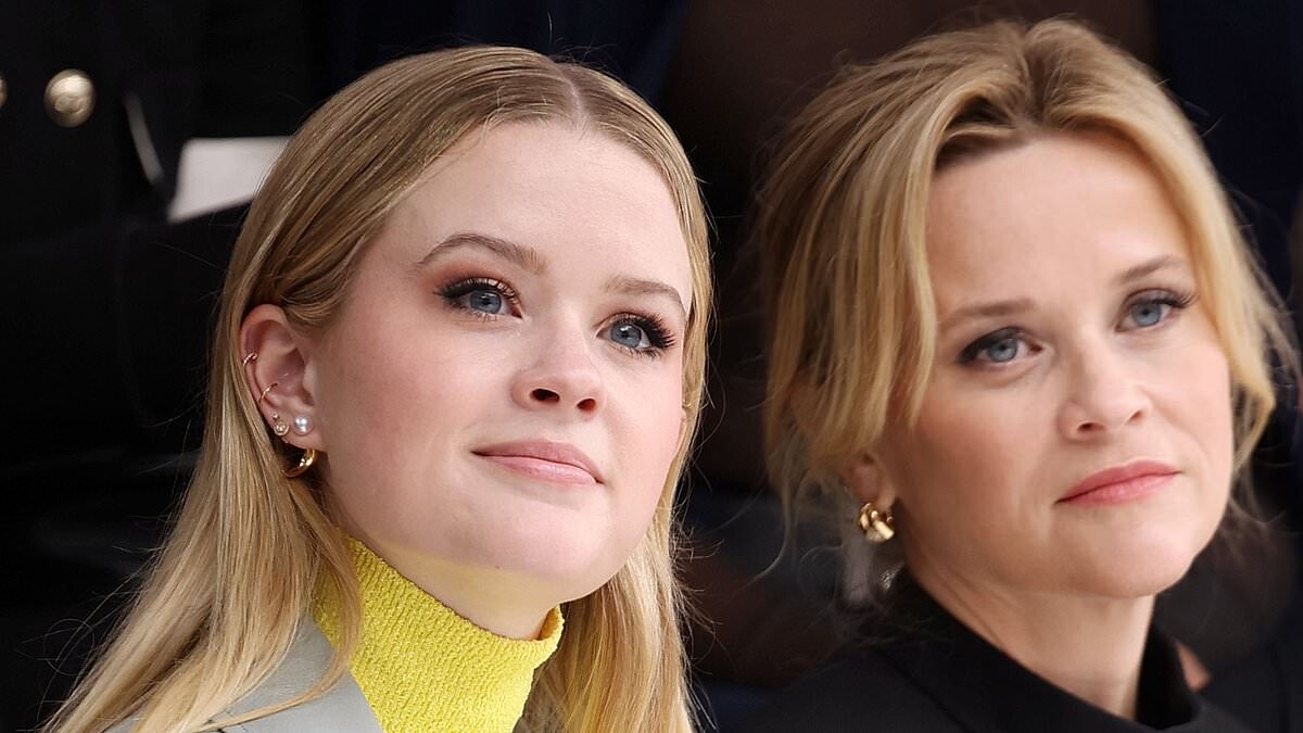 Actress Ava Phillippe 2