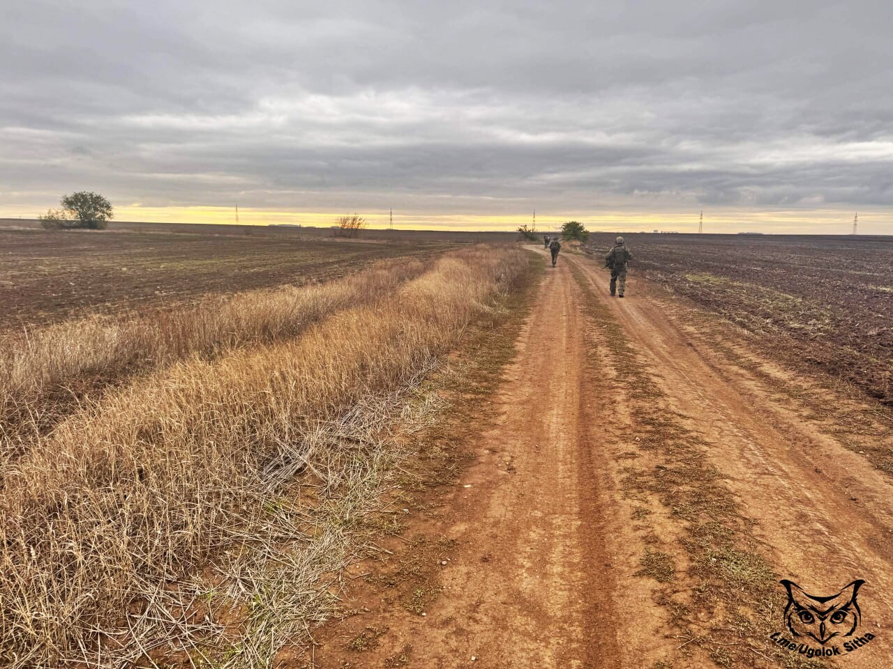 The atmosphere of war 5