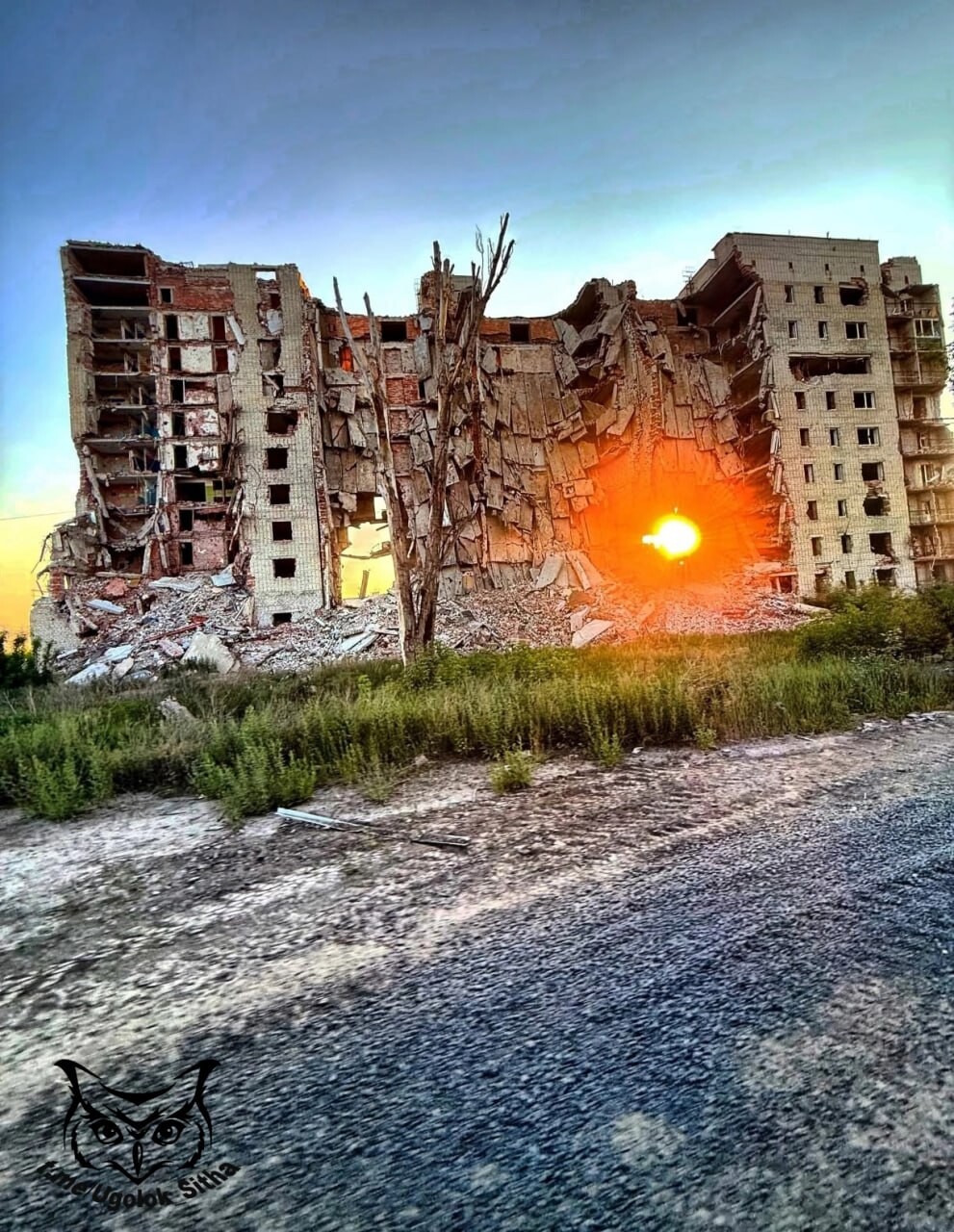 The atmosphere of war 7