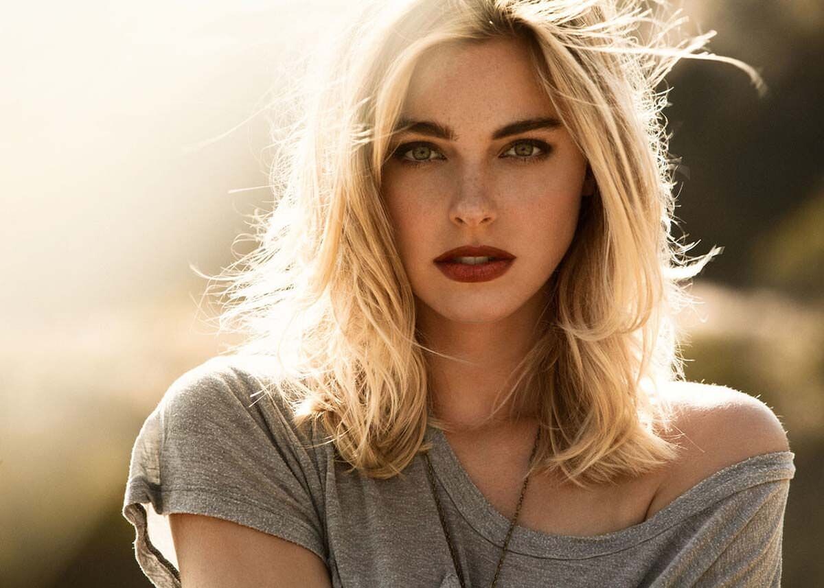 Model Elizabeth Turner 5