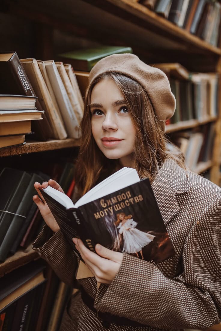 reading girl 7