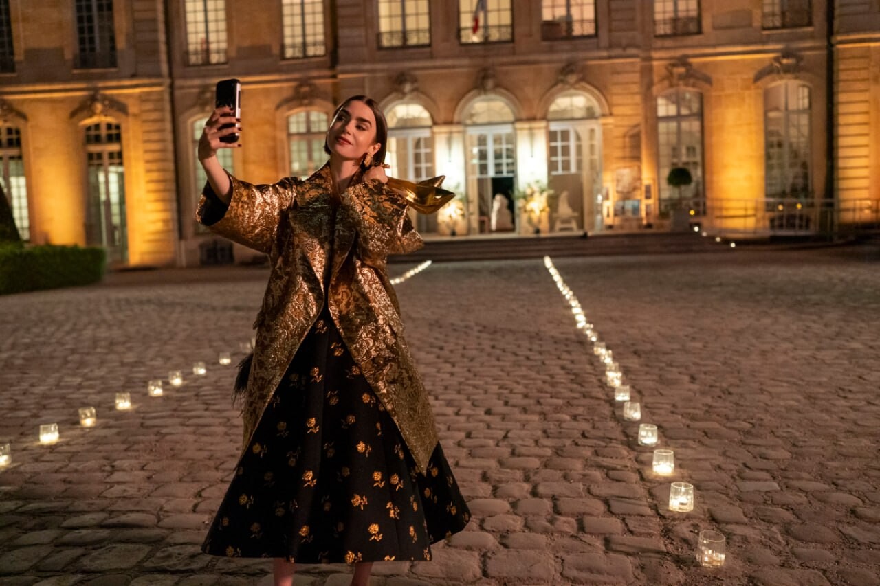 Emily in Paris NETFLIX series 11