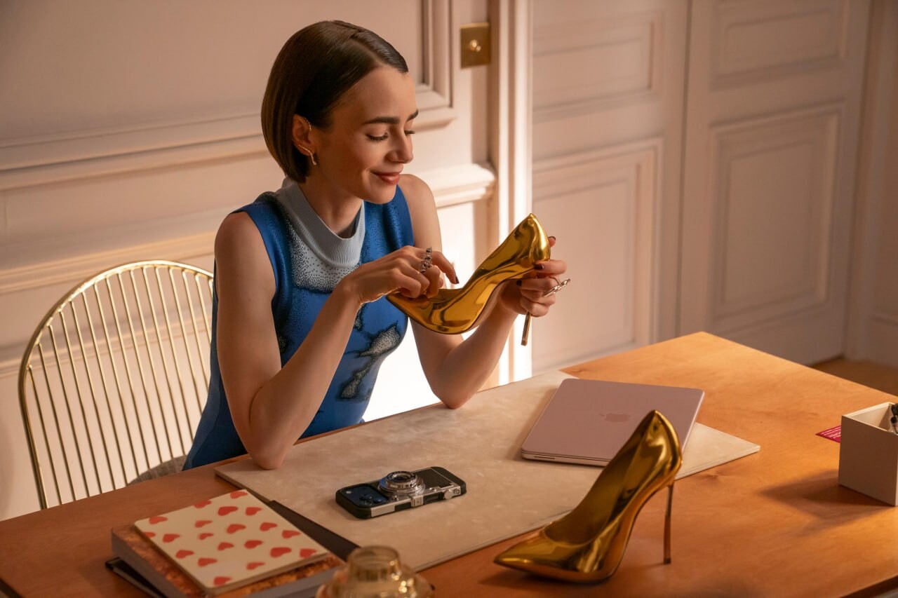 Emily in Paris NETFLIX series 8