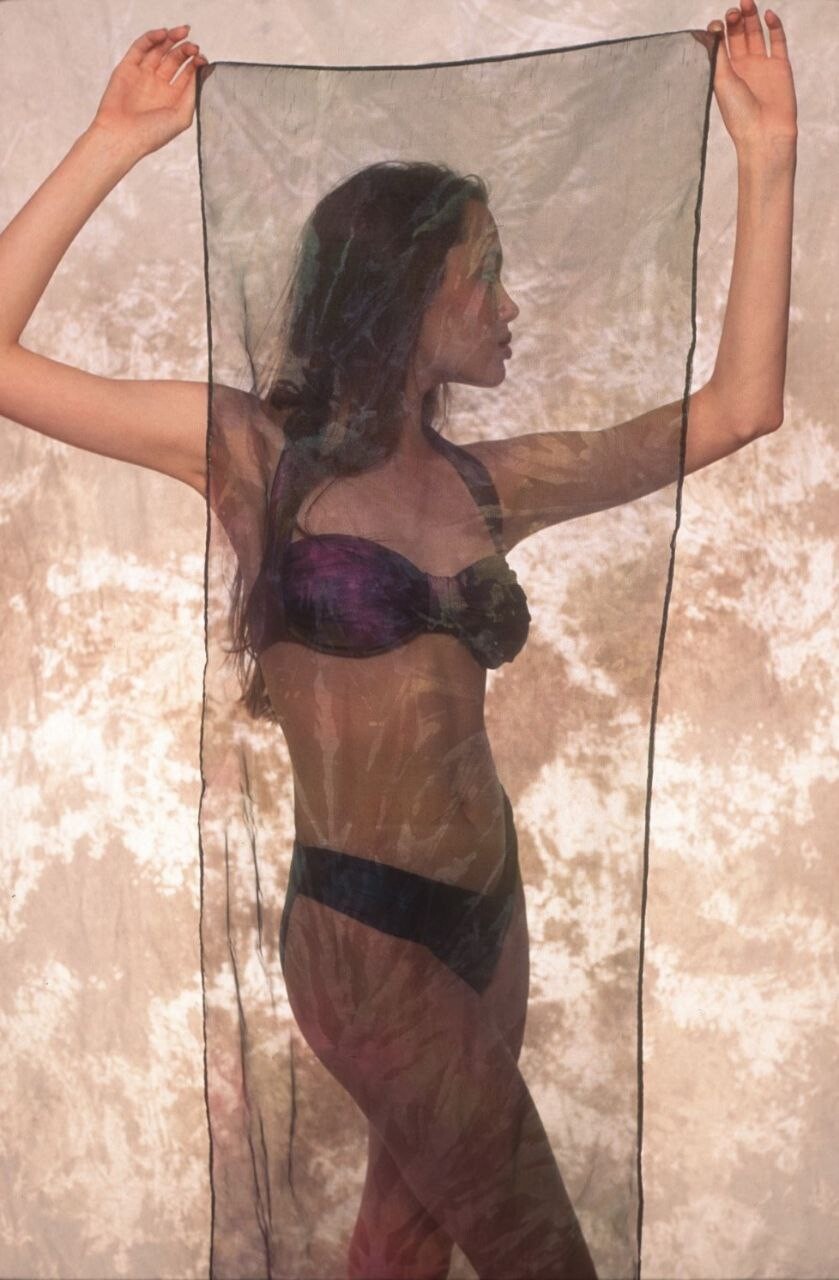 young Angelina Jolie 10