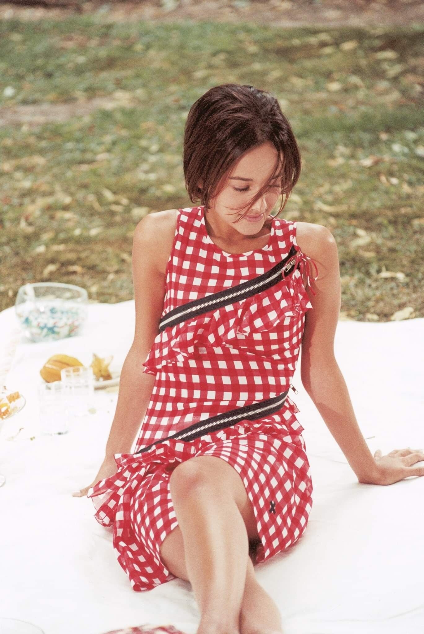 Singer Alizee 2