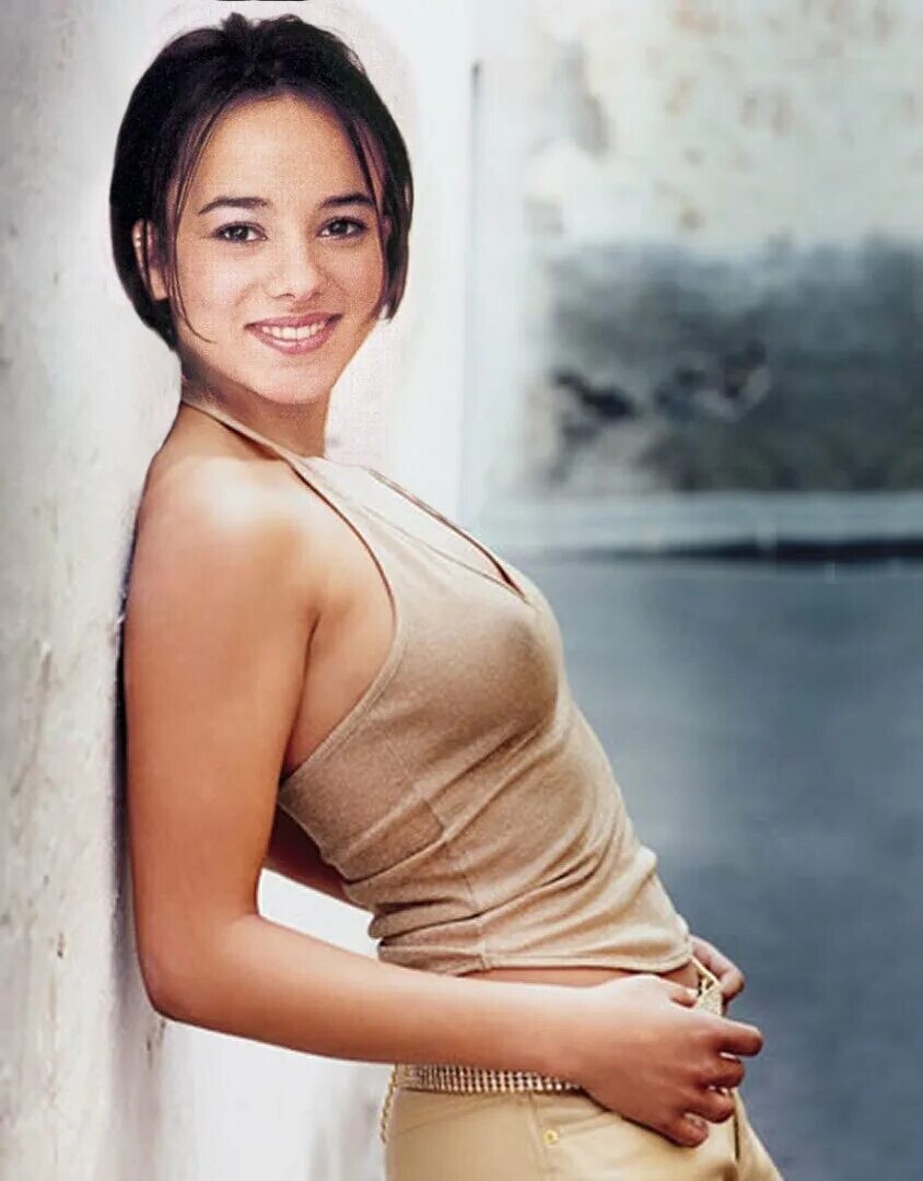 Singer Alizee 5