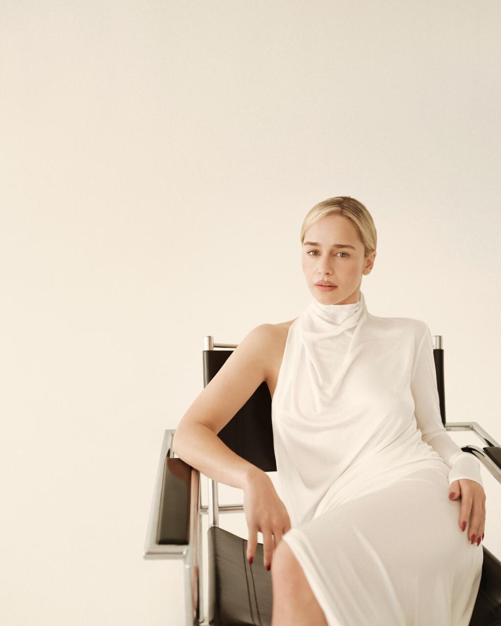 Emilia Clarke 4